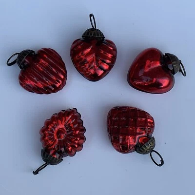 Mini árbol de plumas de vidrio de mercurio rojo corazón 5 bolas adornos de Navidad San Valentín Foto 1 de 4