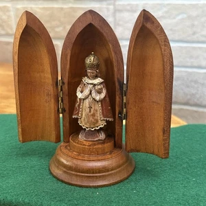 Hand Carved INFANT OF PRAGUE Double Door Wood Case Marked Goldscheider, Germany - Picture 1 of 6