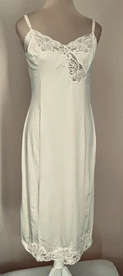 De colección WONDER MAID 2948TT Deslizable Completo Sin Adherencia Talla 34 • Nylon con Borde de Encaje • EE. UU. Foto 1 de 4