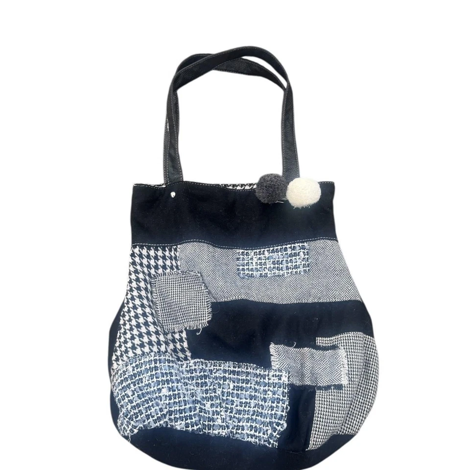 Bolso de Mano Vintage 00s Blanco y Negro Patchwork - Bolso de Hombro de Tela Texturizada  Foto 1 de 1