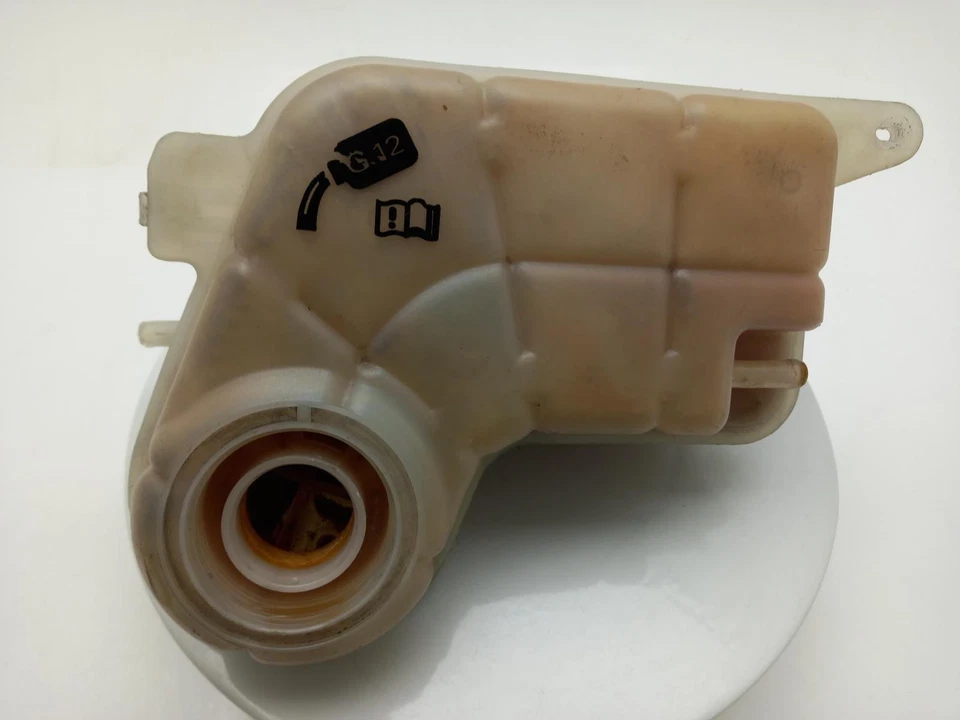 Tanque de expansión de radiador AUDI A6 2004-2012 2,0 L BRE  Foto 1 de 4