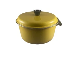 Vtg Club MCM Aluminum Harvest Yellow Enamel Dutch Oven Stock Pot With Lid - Picture 1 of 6