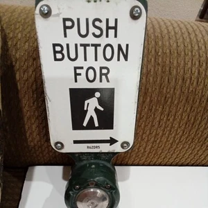 VINTAGE RETIRED CROSSWALK PEDESTRIAN PUSH BUTTON PORCELAIN SIGN. TRAFFIC SIGNAL - Picture 1 of 6
