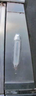 Coche fúnebre Oldsmobile C&B años 70 coche fúnebre moldura lateral izquierda izquierda izquierda derecha Foto 1 de 2