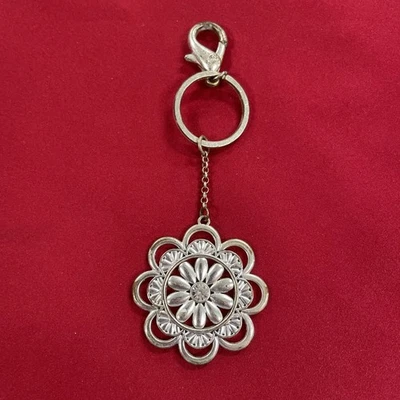 Grace Adele Marguerite Clip-on Charm Llavero Llavero Foto 1 de 3