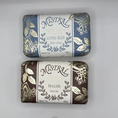 Jabón Bohemo Edición Mistral - Praliné y Azul Loto Foto 1 de 2