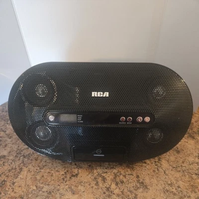 RCA Ri500-A Sound System With Universal Dock For iPod AM/FM Tested Works - Image 1 of 4