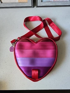 Harveys Seatbelt Convertible Crossbody Purple Haze Sweetheart Bag Purse Legacy - Picture 1 of 9