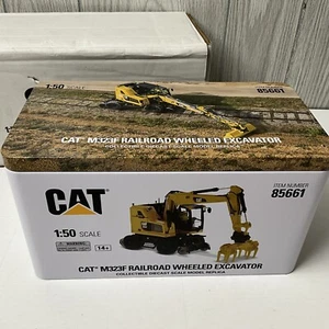 CAT CATERPILLAR M323F RAILROAD EXCAVATOR SAFETY VER. 1/50 DIECAST MASTERS 85661 - Picture 1 of 18