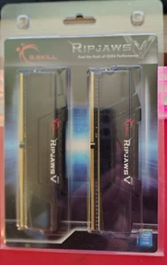 G.SKill Ripjaws V 16Go Kit DDR4-3000 CL15 (F4-3000C15D-16GVKB) Computer Memory - Picture 1 of 3