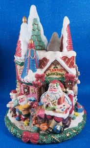 FITZ & FLOYD: "Santa's Workshop" 14.5" Centerpiece of Santa &His Elves - Estate - Bild 1 von 9