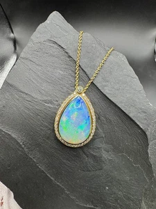 Anhänger 14Karat Gelbgold (585) mit äthiopischem Opal & Brillanten + Ankerkette - Bild 1 von 13