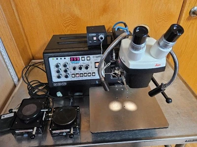 HYBOND SOFT TOUCH MODELO 572 ACESSO PROFUNDO TERMOSÔNICO WEDGE WIRE & RIBBON BONDER - Imagem 1 de 4