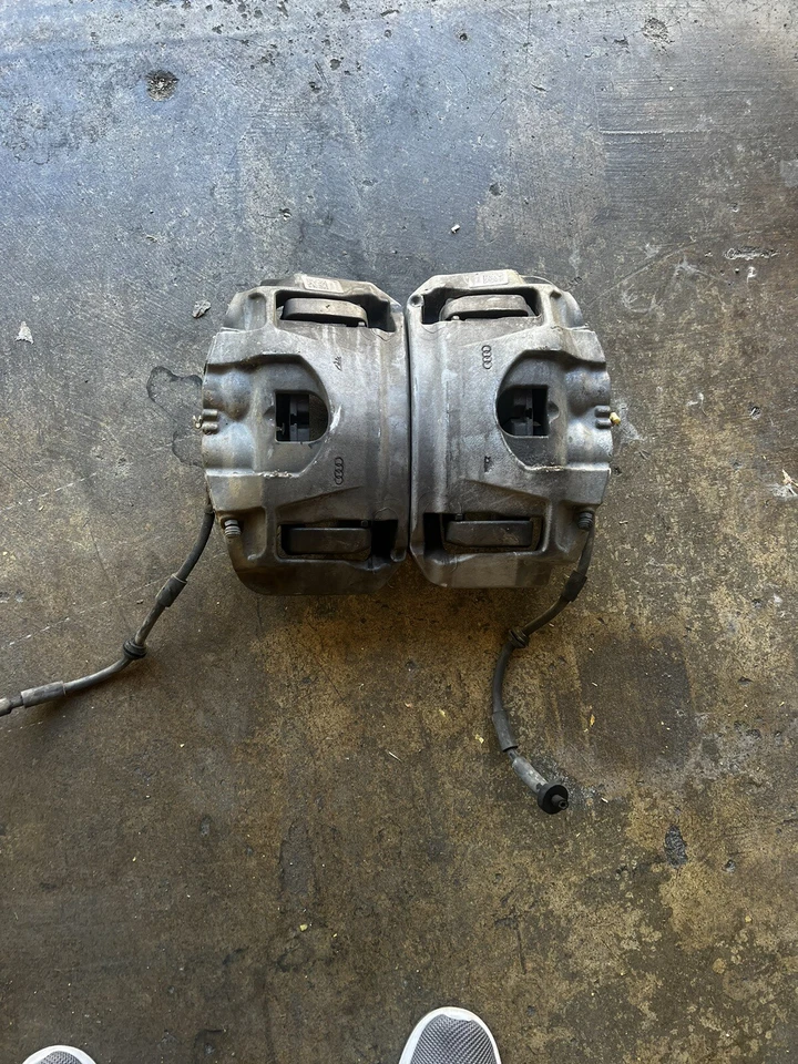 Pinza de freno delantera izquierda derecha audi a8 2016-2018 Foto 1 de 2