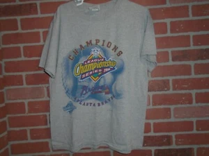 CAMISETA ATLANTA BRAVES VINTAGE 1996 CAMPEONES DE LA LIGA NACIONAL HOMBRE TALLA MEDIANA - Imagen 1 de 3