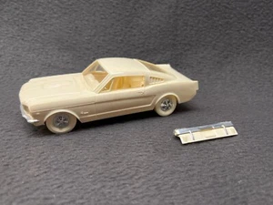 Monogram 1965 Ford Mustang GT350 1/32 Model Snap-Tite Muscle Car Fastback White - Picture 1 of 8