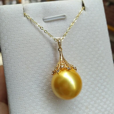 HUGE Beautiful AAA+ 16mm South Sea Shell Round Genuine Pendant Necklace 18" - Image 1 of 4