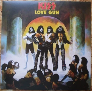 Kiss - Love Gun (LP, Album, RE, 180) (Near Mint (NM or M-)) - 3671083714 - Picture 1 of 5