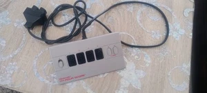 Nintendo NES Four Score Adapter - 4 Spieler Adapter - Funktion getestet  - Bild 1 von 3