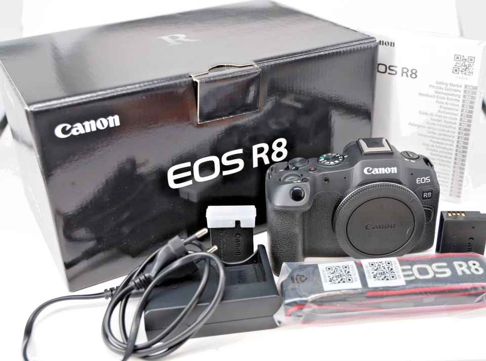 Canon EOS R8 24,0MP / 2.000 Auslösungen /  #024952 - Image 1 of 4