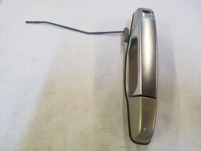 Maçaneta externa dianteira esquerda para motorista | Compatível com 2007-2014 GMC Sierra 2500 3500 - Imagem 1 de 4