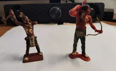 Coppia Soldatini Indiani Cherilea Giocattoli e Baravelli Vintage Dipinti a mano! - Immagine 1 di 4