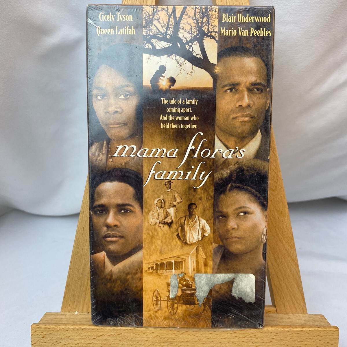 (未使用･未開封品)Mama Flora&#39;s Family [VHS] Mama Flora's Family VHS Movie VCR Video Tape Used Queen