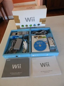 Nintendo Wii White Console + Wii Sports Game + Accessories Super Nice Nintendo - Picture 1 of 8