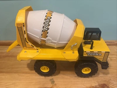TONKA Cement Concrete Mixer Truck Steel Classics Officially-Licensed Toy - Image 1 of 4