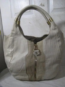 Bolso Hobo de Hombro Expansible JIMMY CHOO Mandah Beige Cuero Gamuza. - Imagen 1 de 24