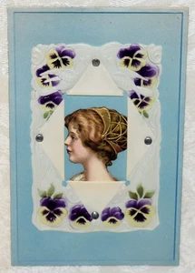 170r. LOVELY GERMAN POSTCARD, VICTORIAN SCRAP WOMAN IN CELLULOID FRAME, PANSIES - Picture 1 of 2