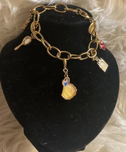 DISNEY COUTURE SNOW WHITE 5 CHARMS BRACELET SET~LIMITED EDITION Mirror Apple 8” - Picture 1 of 7