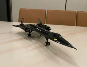 SR-71 Blackbird Reconnaissance Aircraft Model Building Blocks - Picture 1 of 11