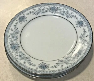 FOUR (4) NORITAKE CONTEMPORARY "BLUE HILL"  BREAD & BUTTER/DESSERT PLATES #2482 - Picture 1 of 4