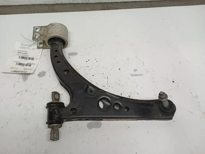 Brazo de control inferior izquierdo conductor delantero Chevrolet Cruze 2017 12176617 Foto 1 de 4