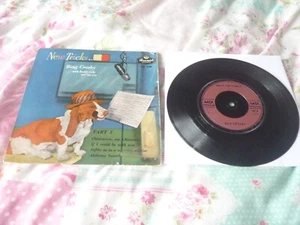 Bing Crosby 2 7"s White Christmas & New Tricks Part 3 EP both play VG+ - Picture 1 of 5