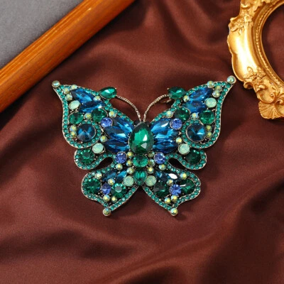 Luxurious crystal rhinestone butterfly brooch vintage exaggerated insect pin - Image 1 of 4