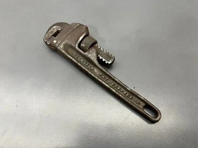 VINTAGE RIDGID RIDGE TOOL CO. 6" HARDENED PIPE WRENCH - SHORT JAW - VGC - USA - Image 1 of 4