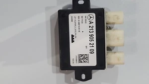 Mercedes Clase E W213 2018 portón trasero unidad módulo de control de maletero A2139052109 - Imagen 1 de 3