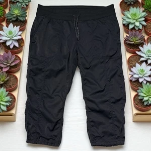 The North Face Aphrodite 2.0 Capri Pants Women’s XL Black Trail Hiking Gorpcore - Picture 1 of 4