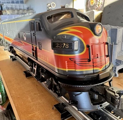 Williams O gauge Milwaukee Road AA F3 Diesel Set Mint - Image 1 of 4