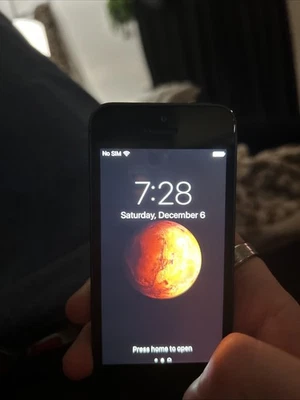 iPhone 5 Nuevo Sin Abolladuras Sin Nics Recién Nuevo Listo Para Usar Foto 1 de 4