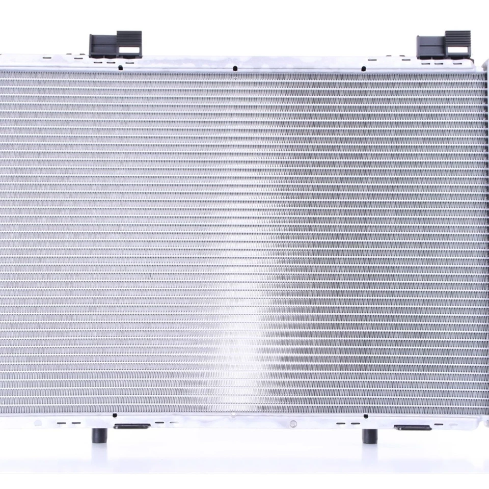 Nissens 62756A Radiator For 94-03 Mercedes-Benz C220 C230 CLK320 - Image 1 of 4