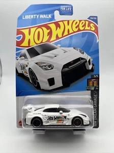 Hot Wheels LB-Silhouette WORKS GT Nissan 35GT-RR VER.2 154/250 - White - Picture 1 of 2