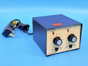 GAUGEMASTER 'MODEL D' TWIN TRACK ANALOGUE POWER CONTROLLER/TRANSFORMER BOXED - Picture 1 of 6