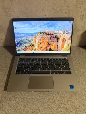 Dell latitude 5431 Core i7-1270p 32GB RAM 512GB 11 Pro Touchscreen Ref:3486 - Image 1 of 4