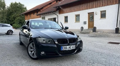 BMW 318d E90 - Bild 1 von 4