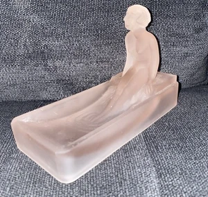 Vtg 1981 SDD Art Deco Nude Lady Bathing Pink Frosted Glass Soap Dish, Ring Tray - Picture 1 of 4