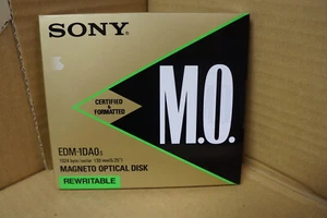 NEW Sony EDM-1DA0s Rewritable 650MB 1024B Sector 5.25" MO OPTICAL DISK - Afbeelding 1 van 3