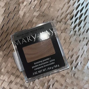 New Lot of 2 Mary Kay Bronzing Powders Medium - Dark #069077 - Picture 1 of 1